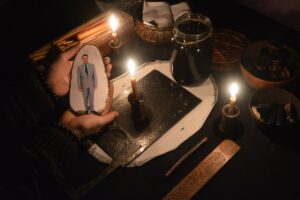 Ermeni Büyüsü Kaç Günde Tutar