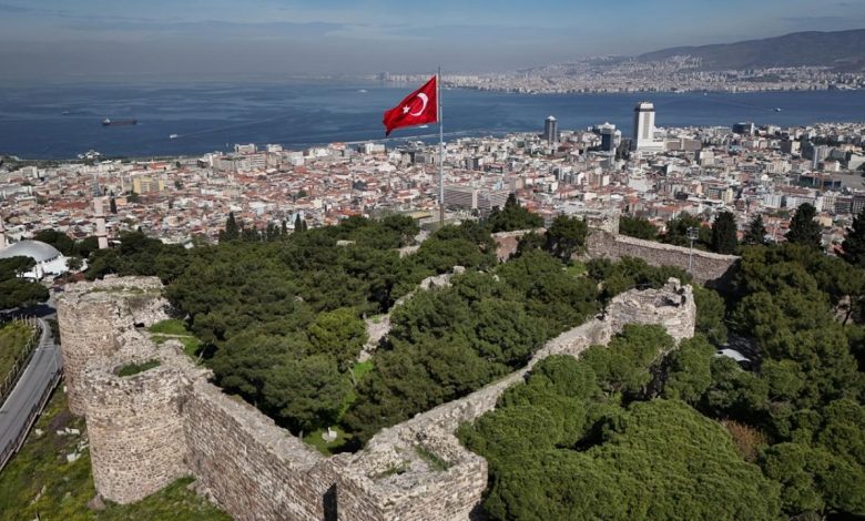 İzmir Medyum